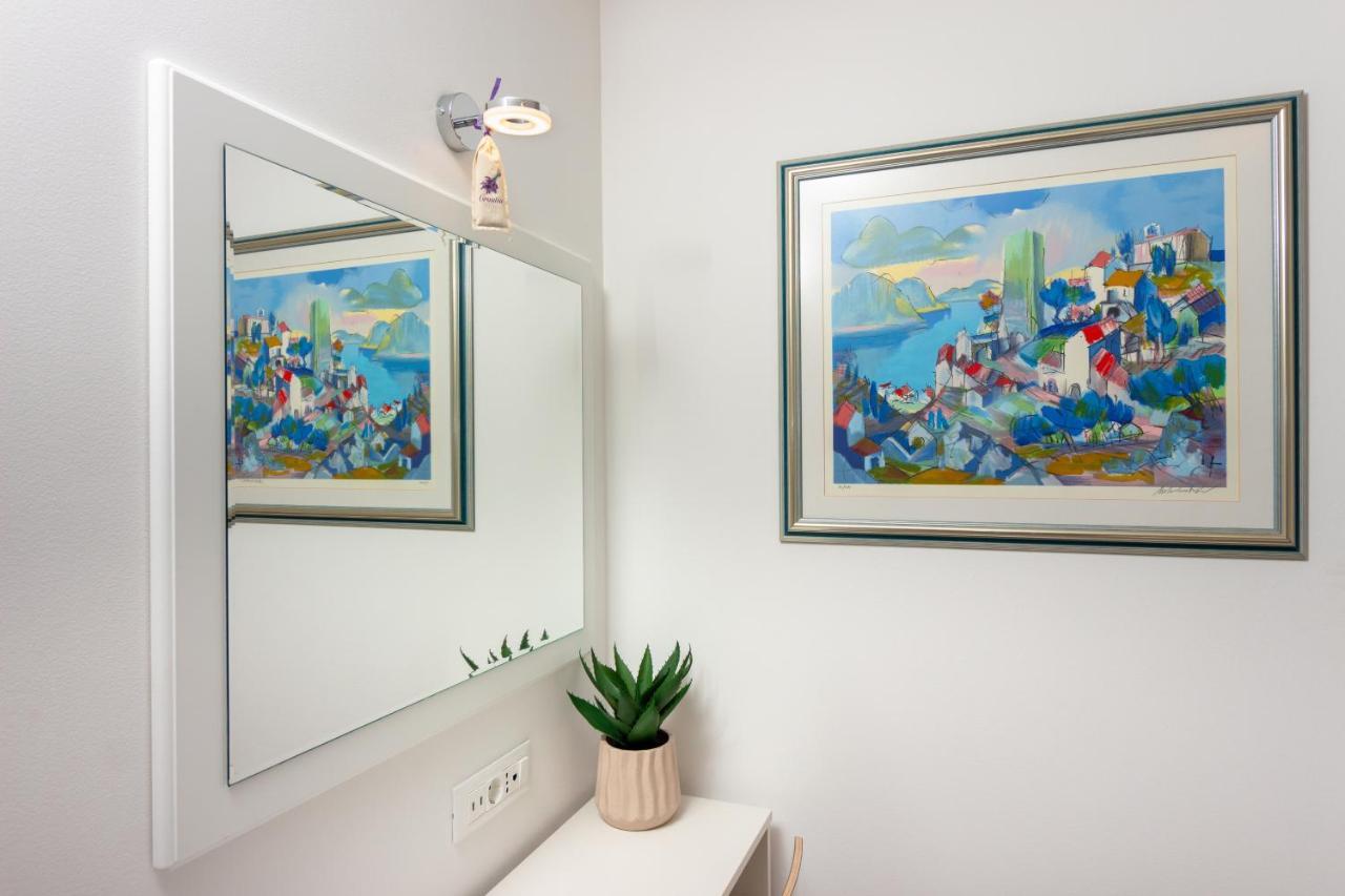 Apartments Lovret Flowers Сплит Экстерьер фото