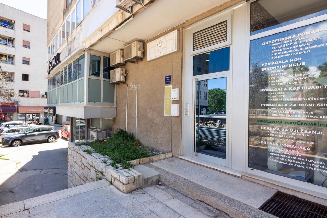 Apartments Lovret Flowers Сплит Экстерьер фото