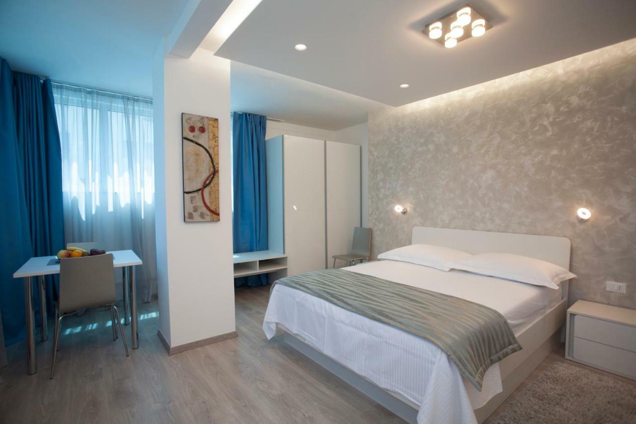 Apartments Lovret Flowers Сплит Экстерьер фото